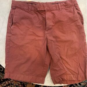 Garment dyed short